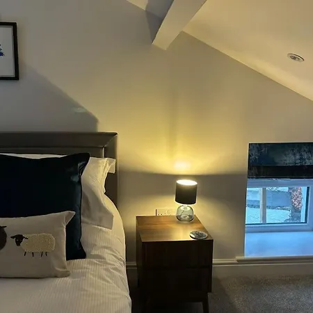 House * Braithwaite