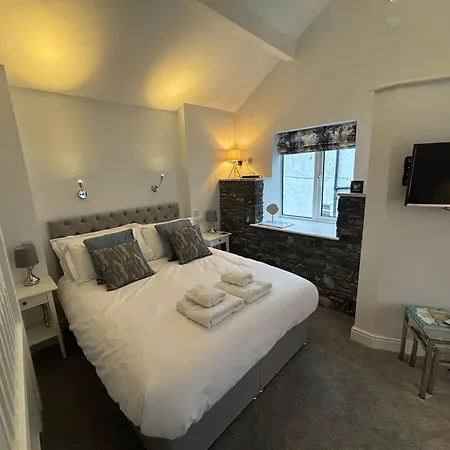House * Braithwaite